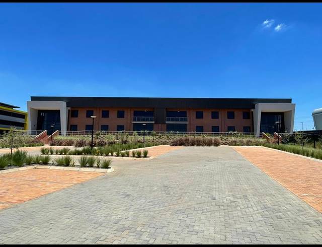 INDUSTRIAL PROPERTY TO RENT IN ECO PARK ESTATE
